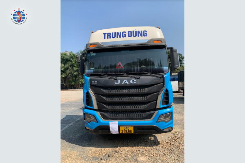 Thông Báo Đấu Giá 01 xe đầu kéo Nhãn hiệu JAC HFC